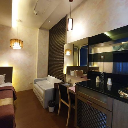 Sun Garden Motel Каосюн Екстериор снимка